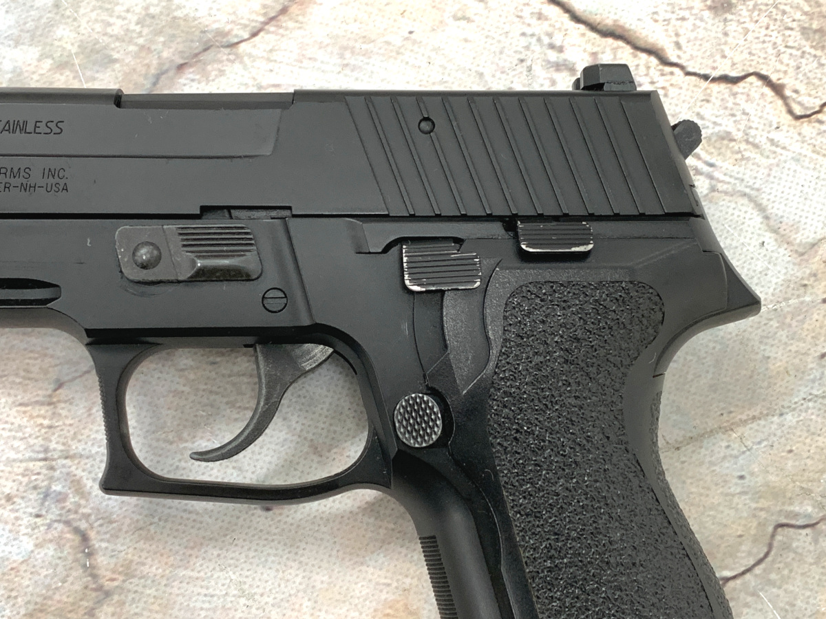 中古商品）東京マルイ ガスブローバックハンドガン P226E2の通販情報